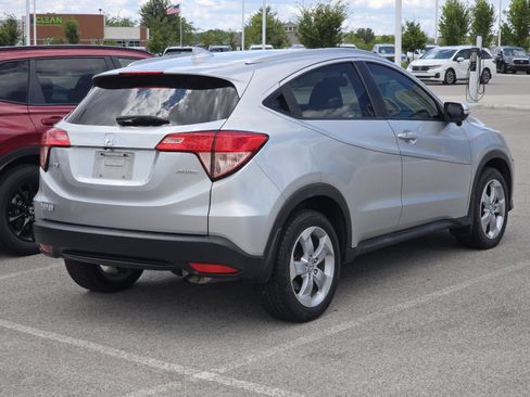 Used 2016 Honda HR-V EX-L image 6