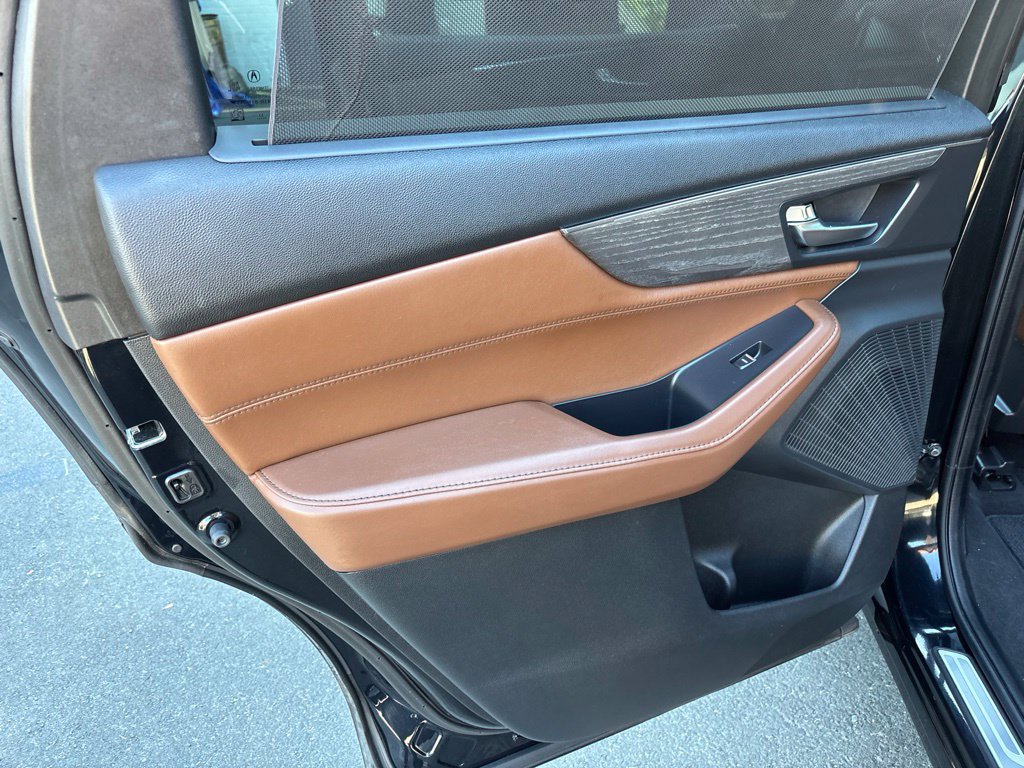 Used 2024 Acura MDX w/ Advance Package AWD/4WD image 18