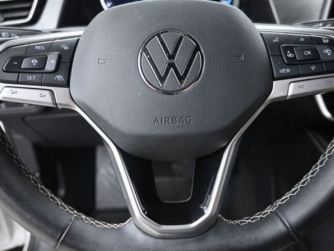 Used 2024 Volkswagen Atlas Cross Sport SE image 14