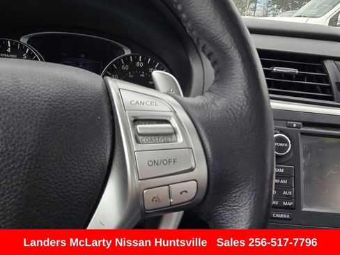 Used 2016 Nissan Altima 3.5 SL FWD image 26
