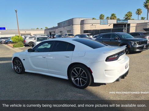 Used 2022 Dodge Charger R/T w/ Plus Group RWD image 8