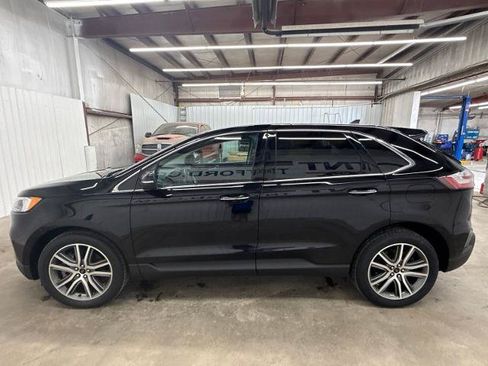 Certified 2024 Ford Edge Titanium AWD/4WD image 5