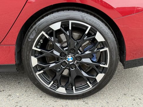 Used 2025 BMW M235i xDrive w/ Premium Package image 15