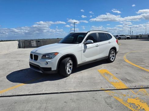 Used 2014 BMW X1 sDrive28i image 5