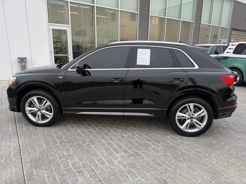Used 2024 Audi Q3 2.0T Premium w/ Convenience Package image 2