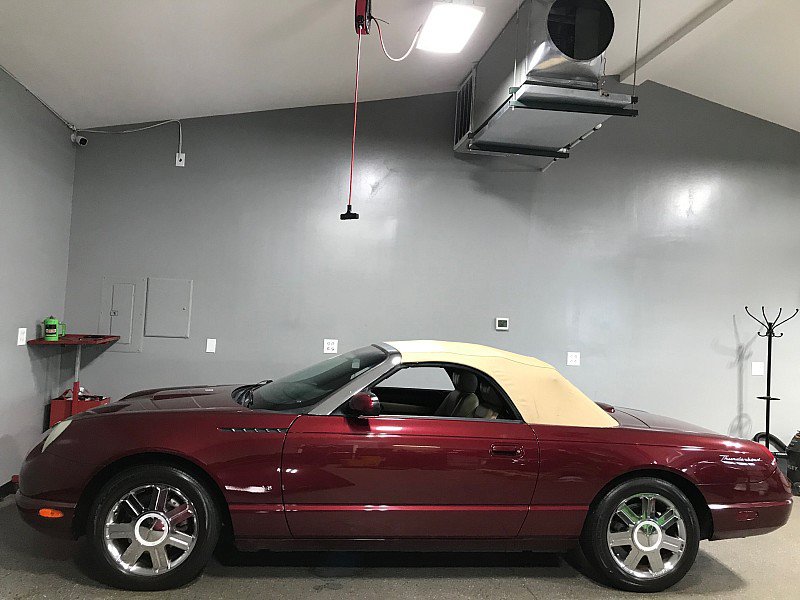 Used 2004 Ford Thunderbird RWD image 17