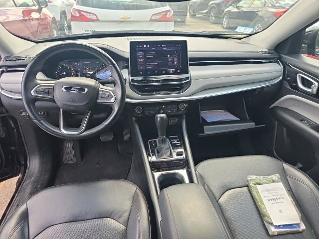 Used 2022 Jeep Compass Limited AWD/4WD image 9