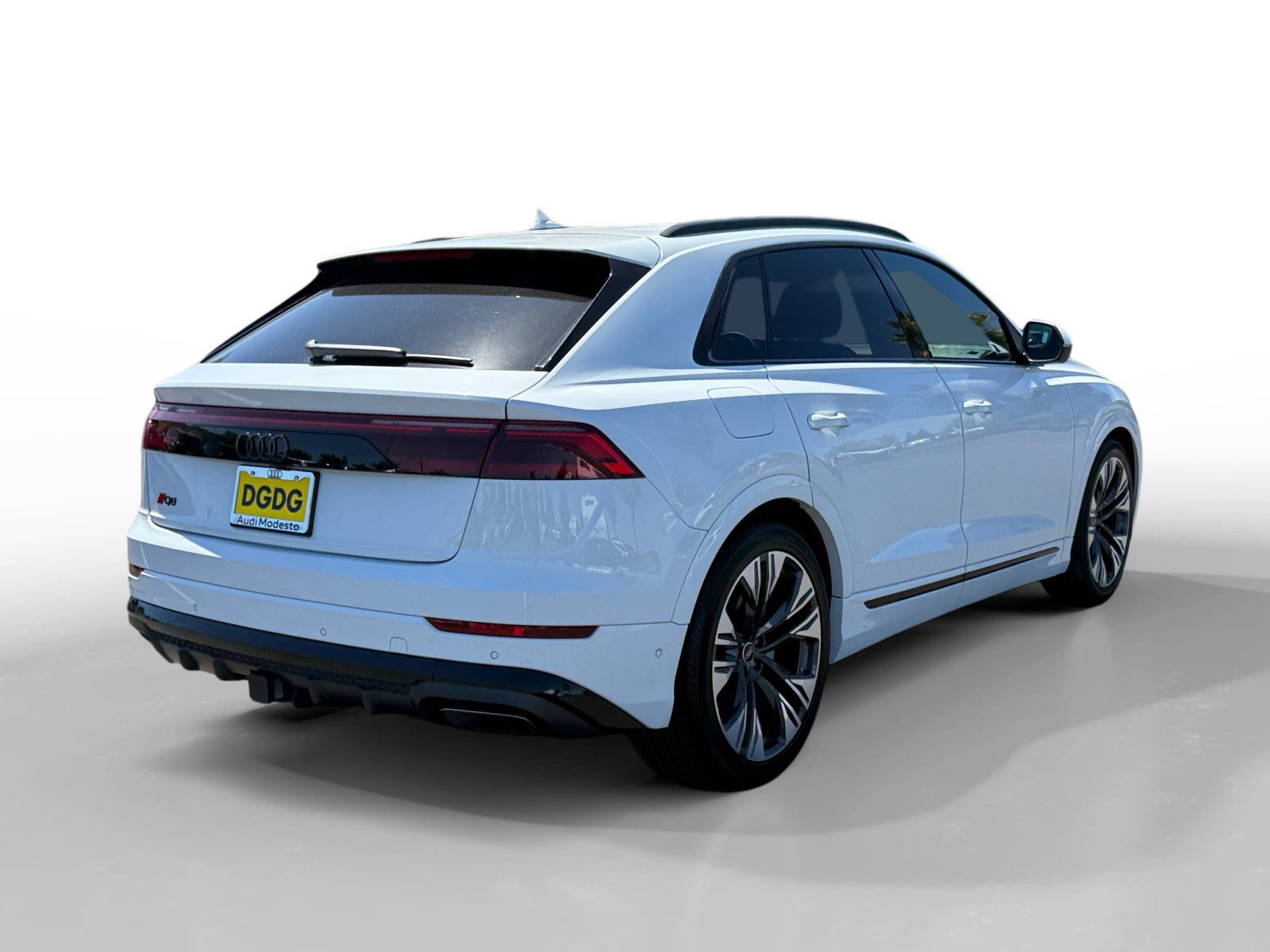 Used 2025 Audi Q8 Prestige AWD/4WD image 5