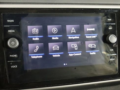 Used 2020 Volkswagen Atlas Cross Sport SEL R-Line AWD/4WD image 34