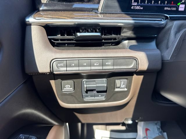 Used 2022 Cadillac Escalade Sport AWD/4WD image 29