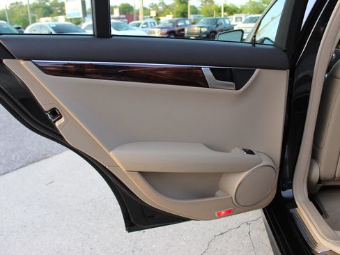 Used 2012 Mercedes-Benz C 300 4MATIC Sedan image 18