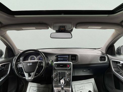 Used 2013 Volvo S60 T5 FWD image 23