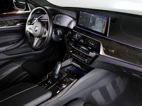 Used 2023 BMW M550i xDrive M550i xDrive w/ Executive Package image 14