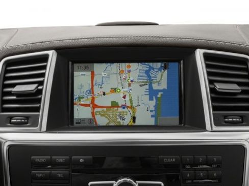 Used 2016 Mercedes-Benz GL 450 4MATIC image 19