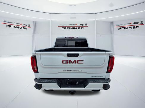 Used 2022 GMC Sierra 1500 Denali AWD/4WD image 5