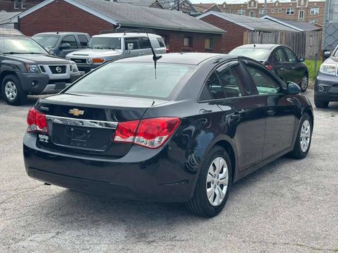 Used 2014 Chevrolet Cruze LS FWD image 4