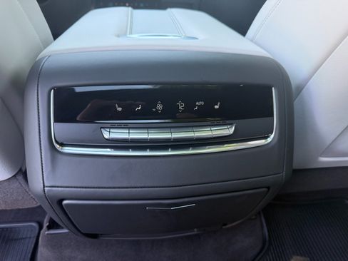 Used 2026 Cadillac Escalade Platinum Luxury RWD image 16