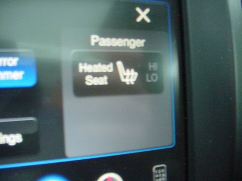 Used 2014 Jeep Cherokee Trailhawk w/ Comfort/Convenience Group image 16