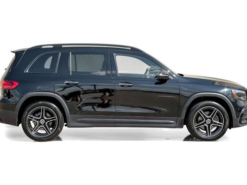 Used 2024 Mercedes-Benz GLB 250 image 6