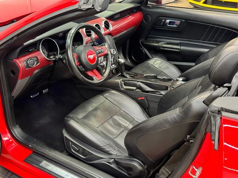 Used 2020 Ford Mustang Premium RWD image 14
