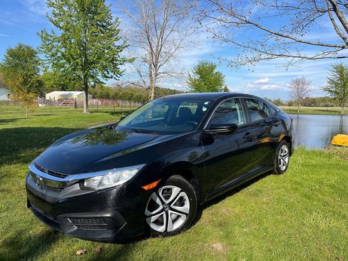 Used 2018 Honda Civic LX image 1