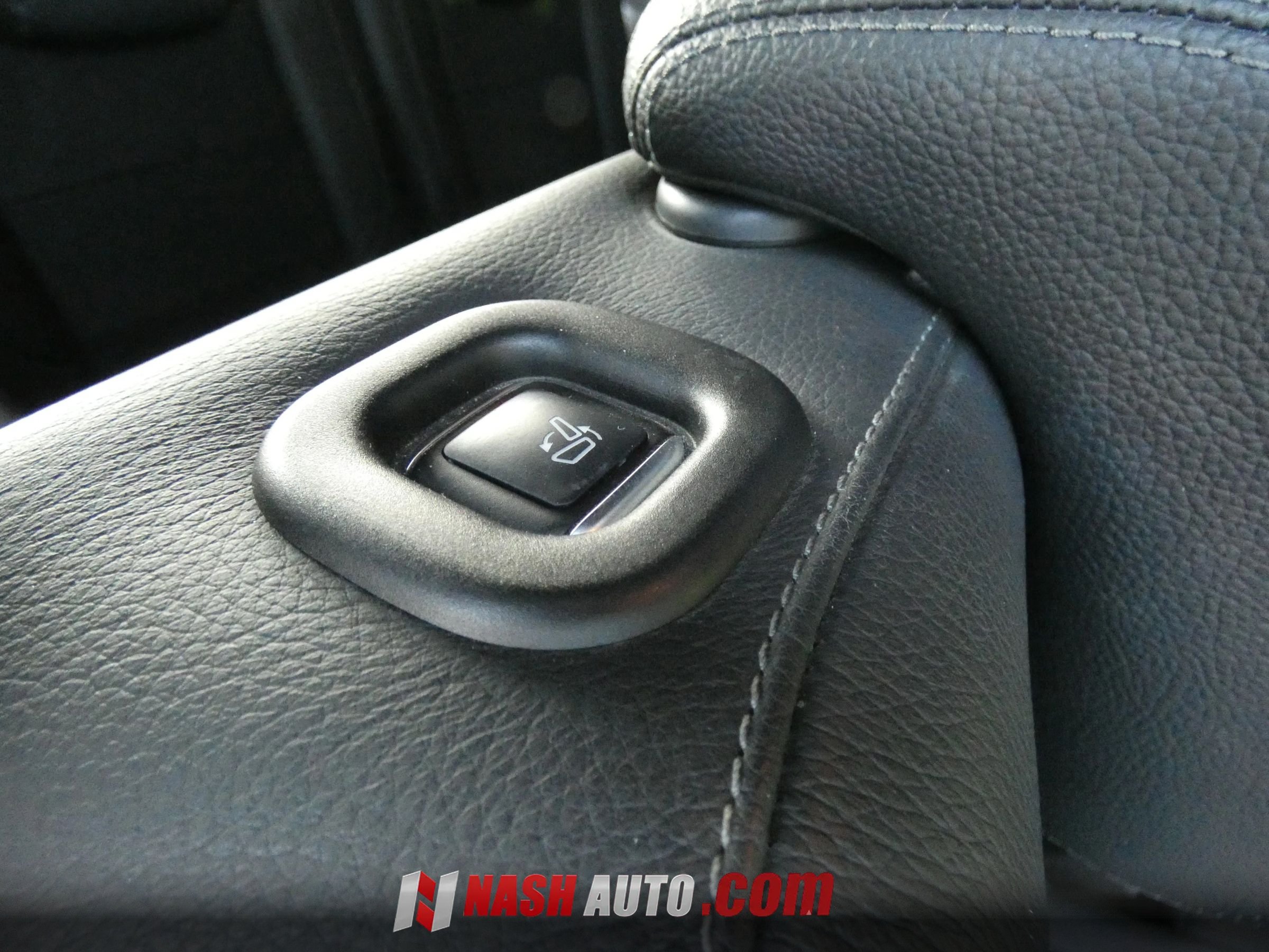 Used 2019 Mercedes-Benz GLS 450 4MATIC w/ Premium 1 Package image 47