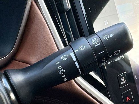 Used 2020 Subaru Outback Touring image 14