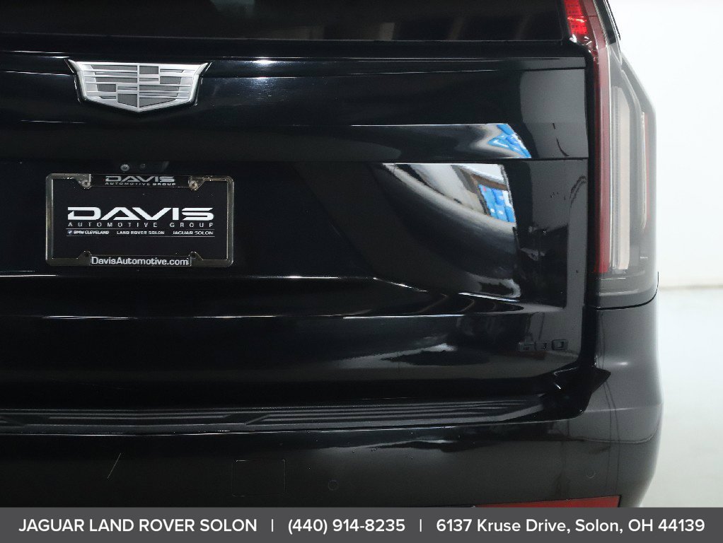 Used 2022 Cadillac Escalade Sport Platinum w/ LPO, ONYX Package AWD/4WD image 46