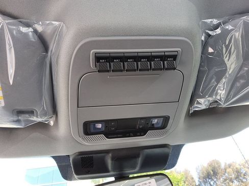 New 2025 Ford F350 XL w/ XL Chrome Package RWD image 11