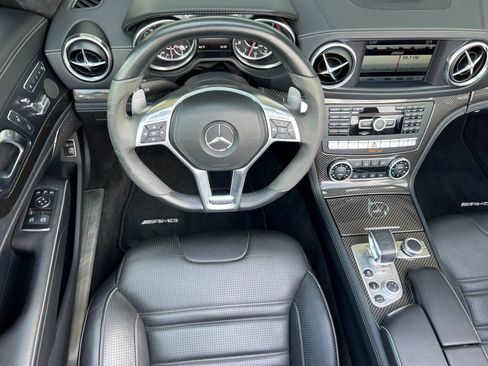 Used 2016 Mercedes-Benz SL 63 AMG image 11