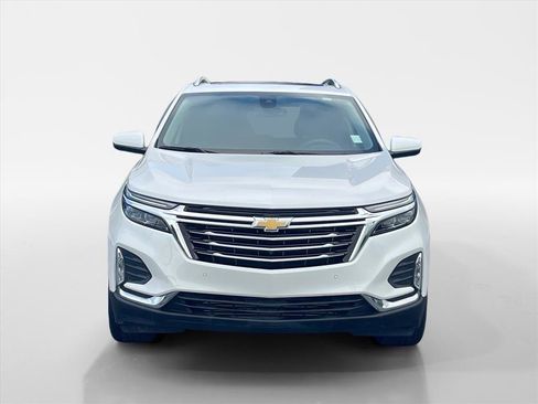 Used 2023 Chevrolet Equinox Premier FWD image 2