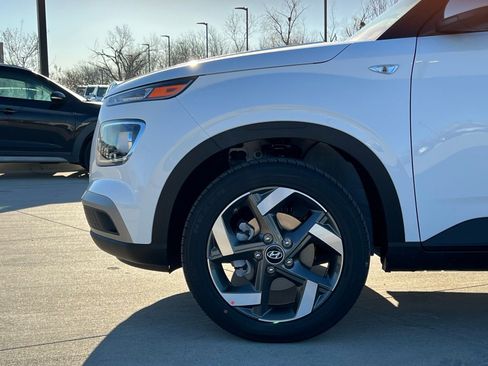 New 2026 Hyundai Venue SEL image 8