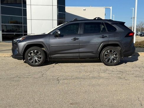 Used 2024 Toyota RAV4 XLE Premium image 6