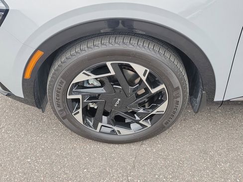 Certified 2023 Kia Sportage SX image 42