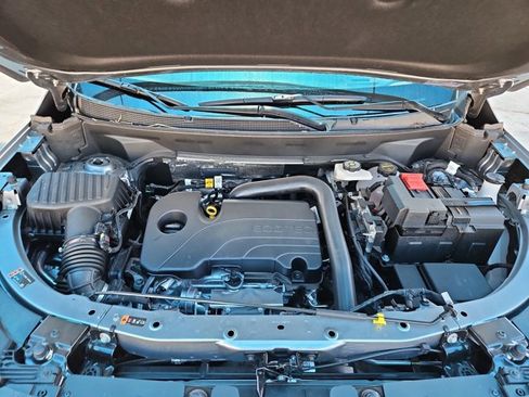 New 2026 Chevrolet Equinox LT image 17