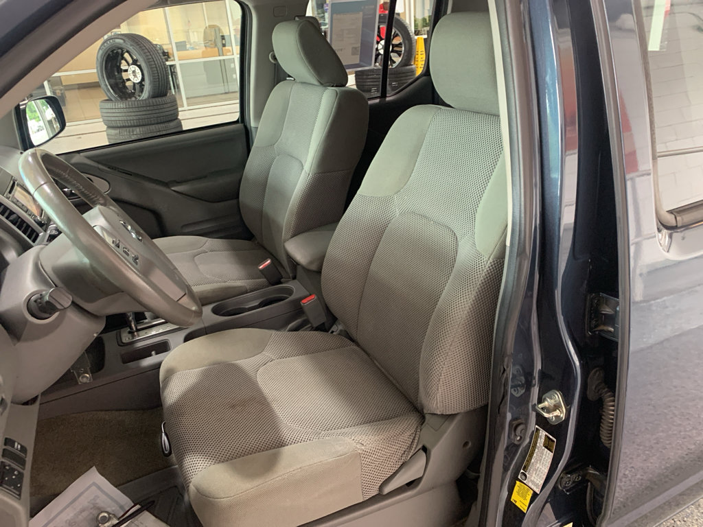 Used 2018 Nissan Frontier SV w/ Value Truck Package RWD image 10