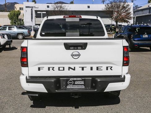 New 2026 Nissan Frontier SV w/ Tow Package RWD image 7