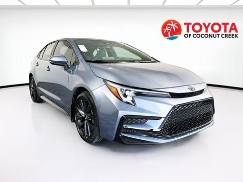 Used 2024 Toyota Corolla SE FWD image 1