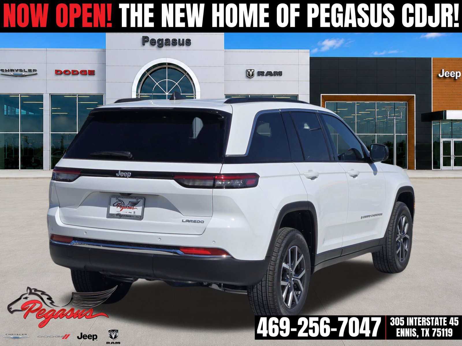 New 2027 Jeep Grand Cherokee Laredo X RWD image 5