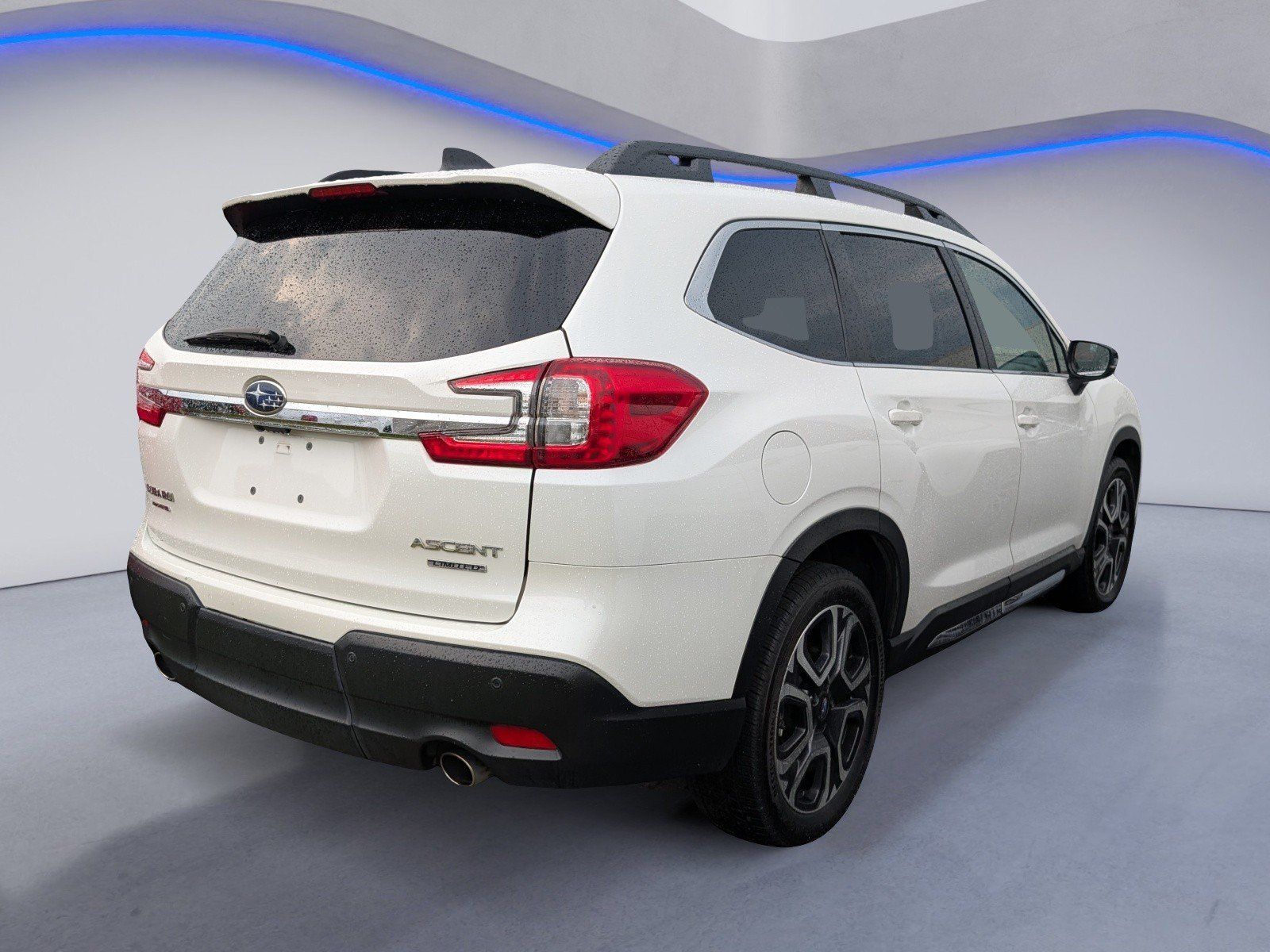 Used 2024 Subaru Ascent Limited AWD/4WD image 8