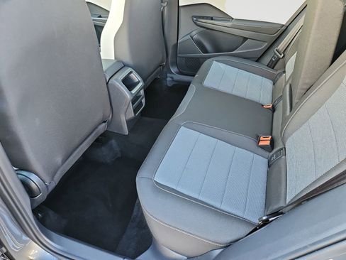 Used 2025 Volkswagen Taos S FWD image 27