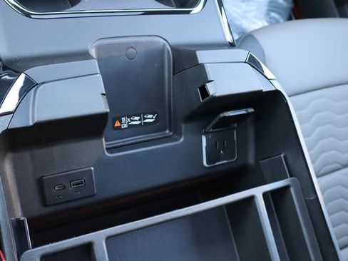 New 2026 Chevrolet Silverado 2500 ZR2 w/ LPO, Dark Essentials Package image 15