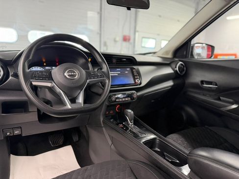 Used 2022 Nissan Kicks SV FWD image 28