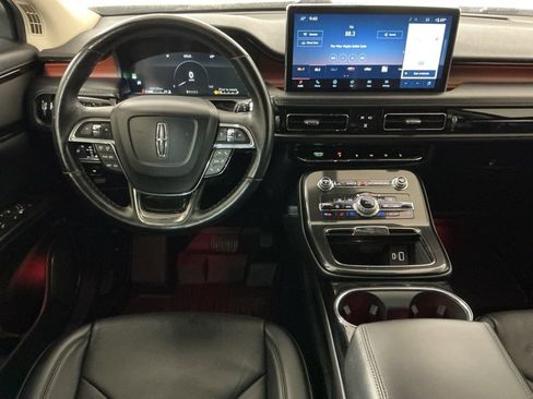 Used 2022 Lincoln Nautilus Reserve AWD/4WD image 9
