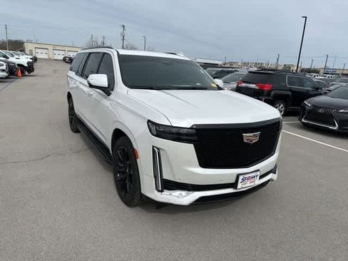 Used 2021 Cadillac Escalade ESV Sport Platinum image 23