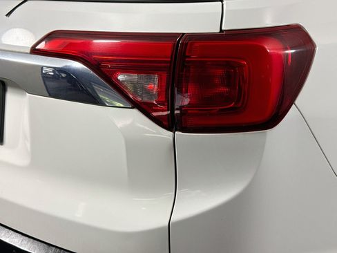 Used 2017 GMC Acadia SLT FWD image 30