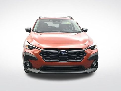 Used 2025 Subaru Crosstrek 2.5i Premium AWD/4WD image 2