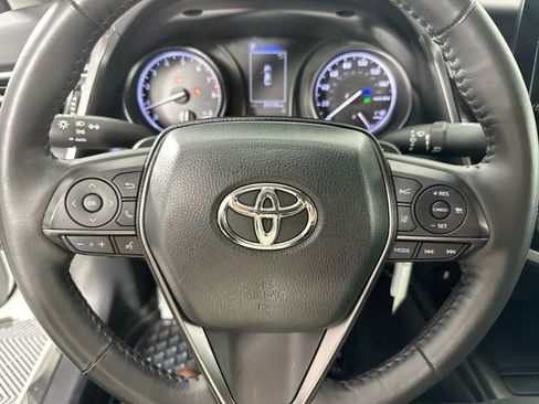 Used 2024 Toyota Camry SE FWD image 18