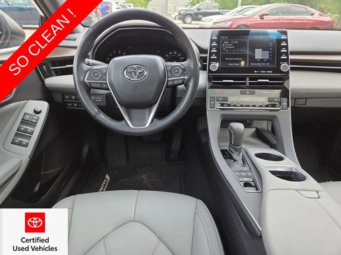 Certified 2019 Toyota Avalon XLE w/ Moonroof Package FWD image 7
