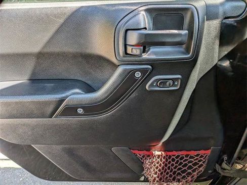 Certified 2018 Jeep Wrangler Unlimited Rubicon AWD/4WD image 11